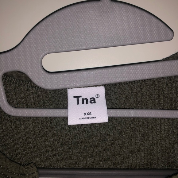 Aritzia TNA Waffle Forrest Green Shirt - Picture 3 of 3